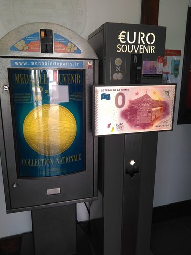 Billete Euro souvenir cero zero Tren Larún.jpg